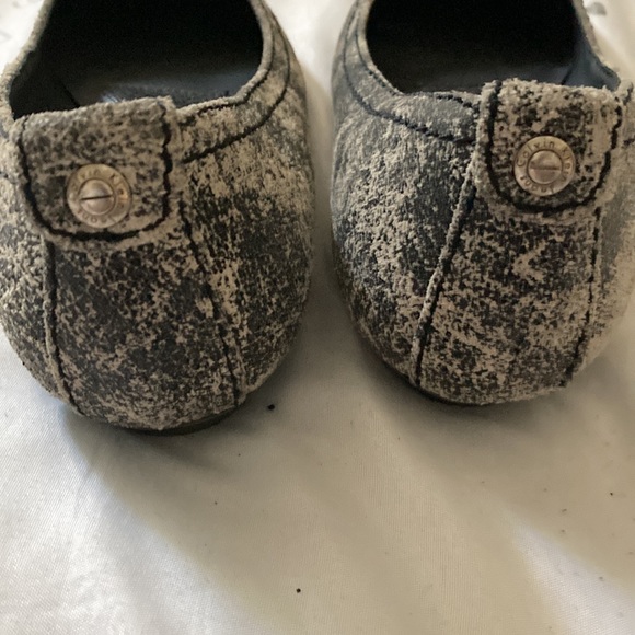 Calvin Klein  black/off white flats - Picture 5 of 5